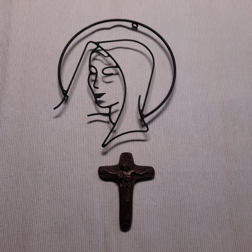 Antikes kreuz und - (metall),